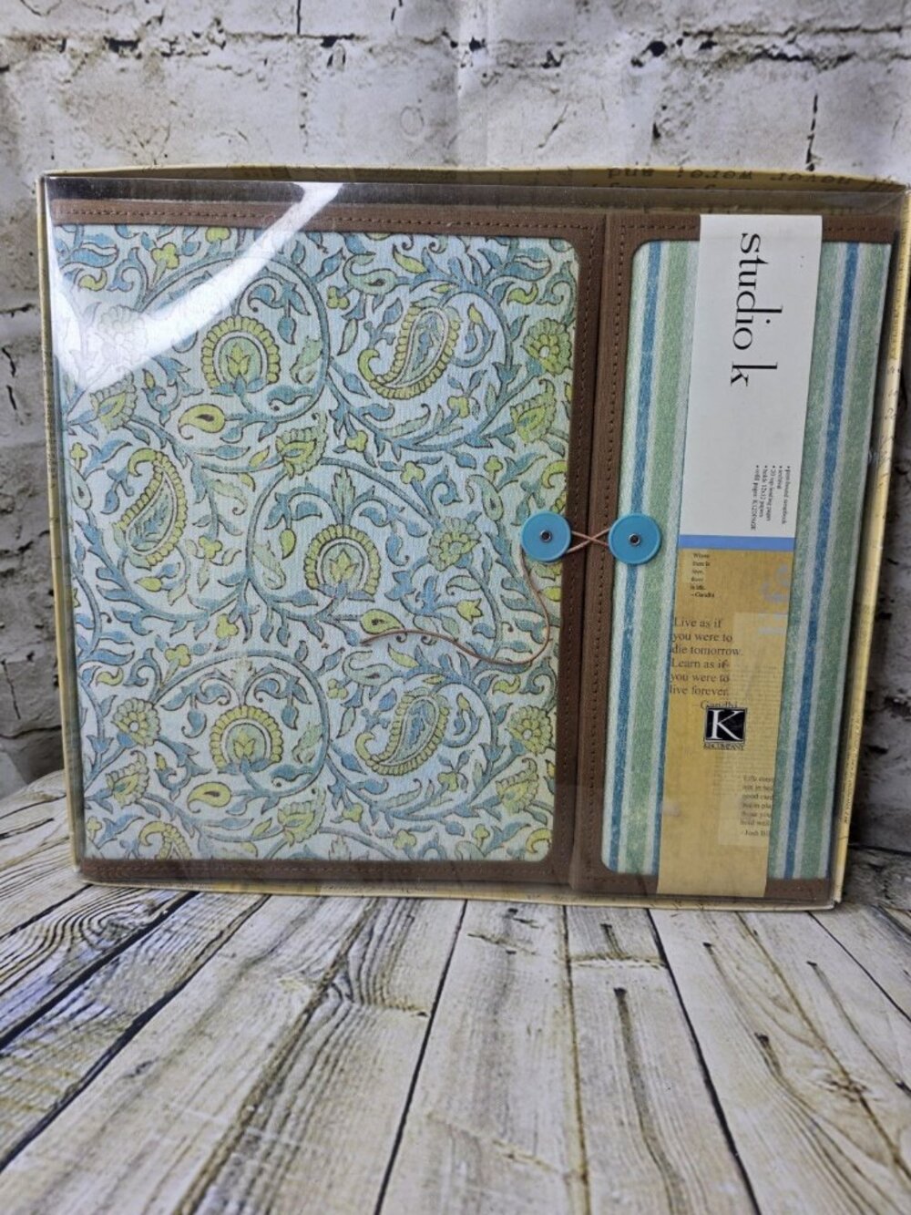 K & Company Scrapbook Photo Album 12x14 20 Top Loading Green Blue Floral